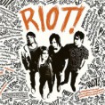 /album/fotogaleria/paramore-riot-interior-frontal-jpg/